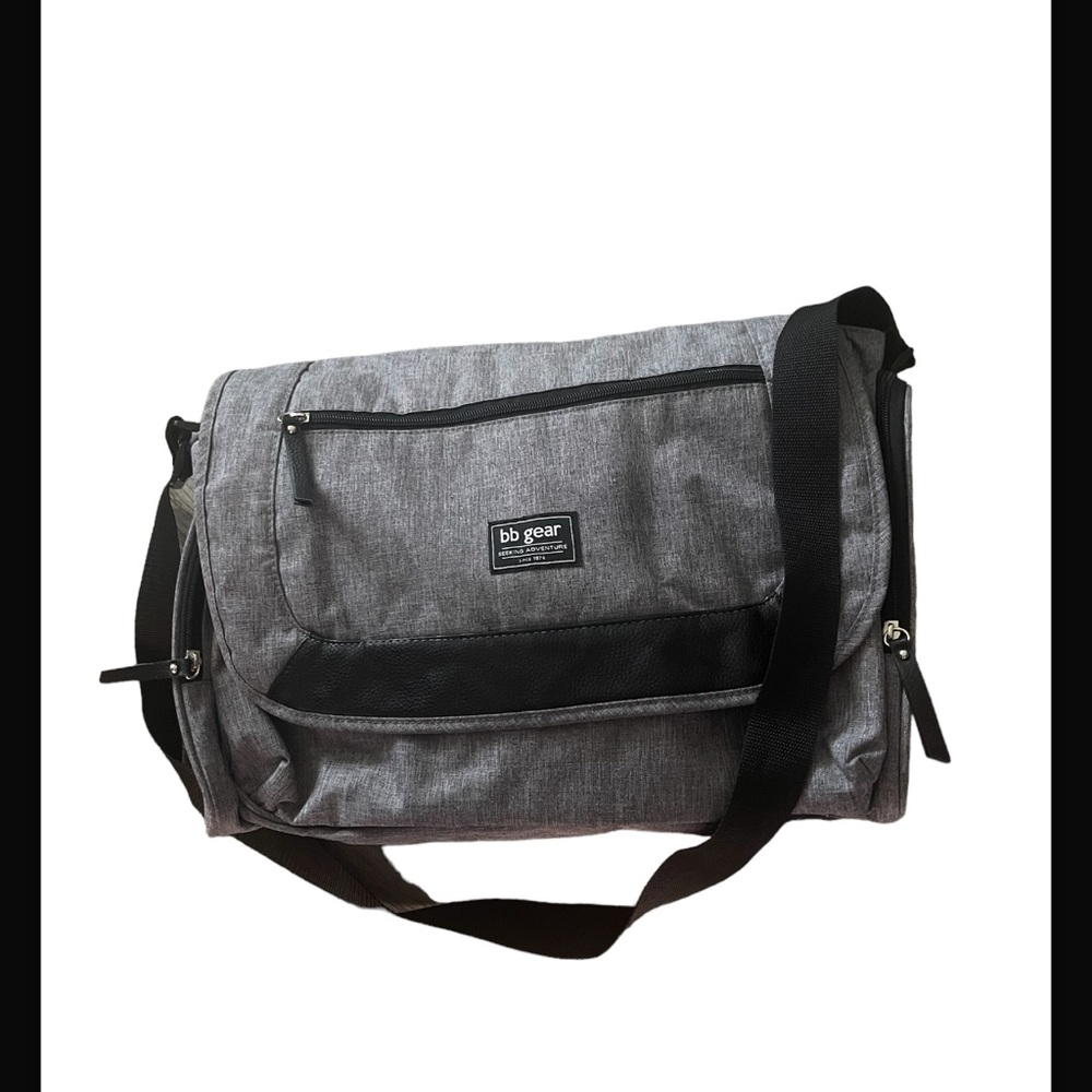 bb Gear Sling Diaper Messenger Bag 🩶🖤